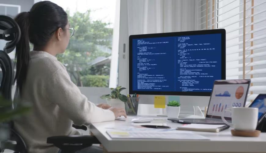 海东企业数字化解决方案:机器学习赋能商业模式升级的核心路径